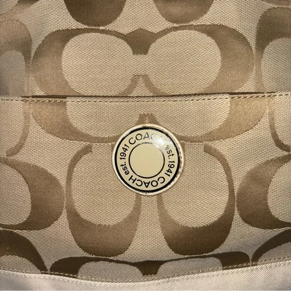 Coach F19202 Signature Stripe Multifunction Baby Diaper Travel Tote Bag - Picture 2 of 14